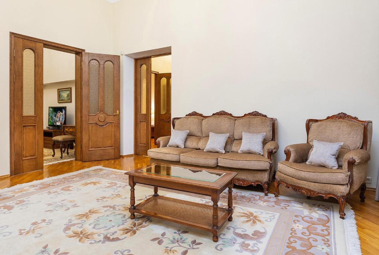 24 Apartment Kyiv