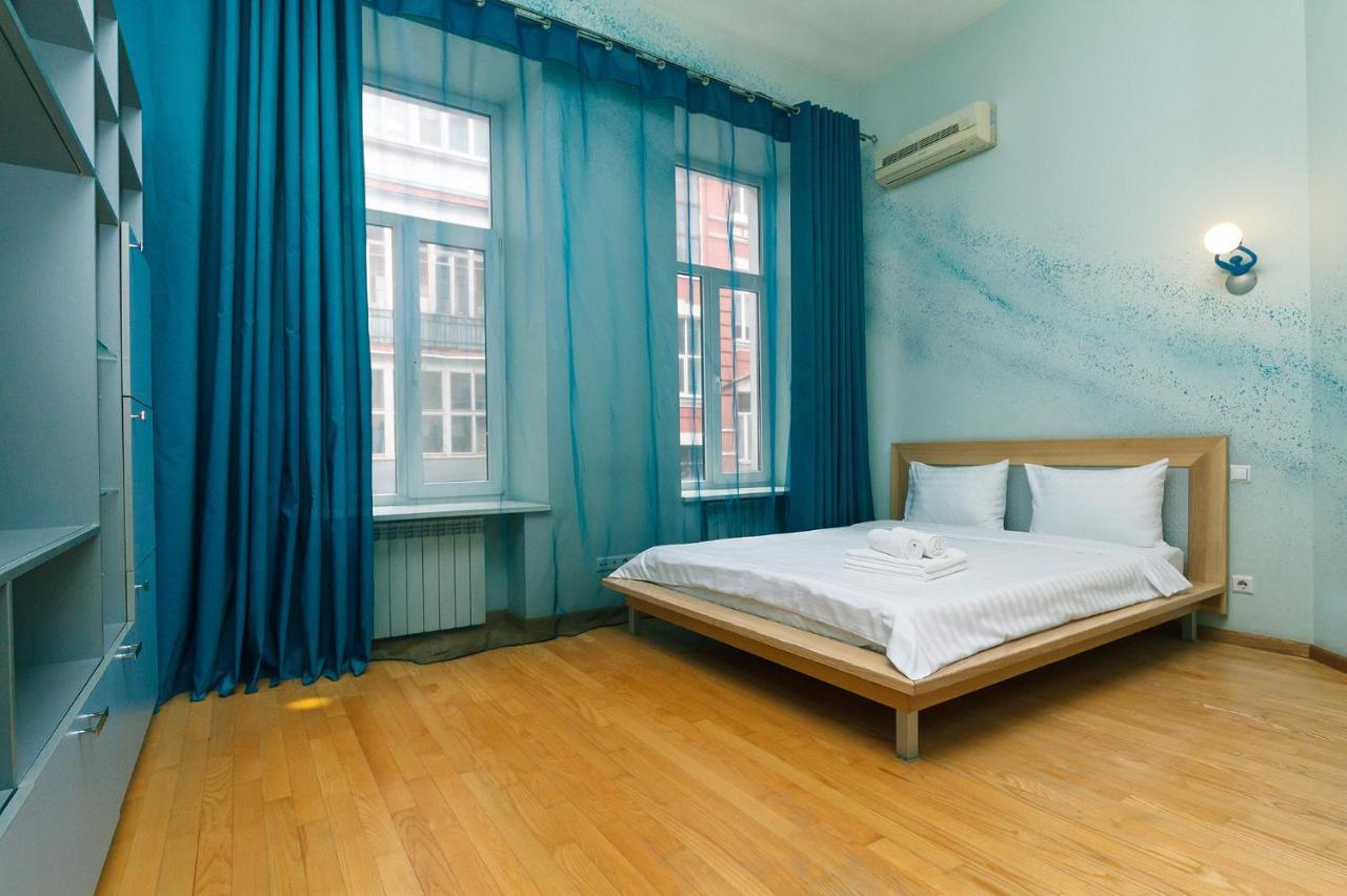 Apartment 24