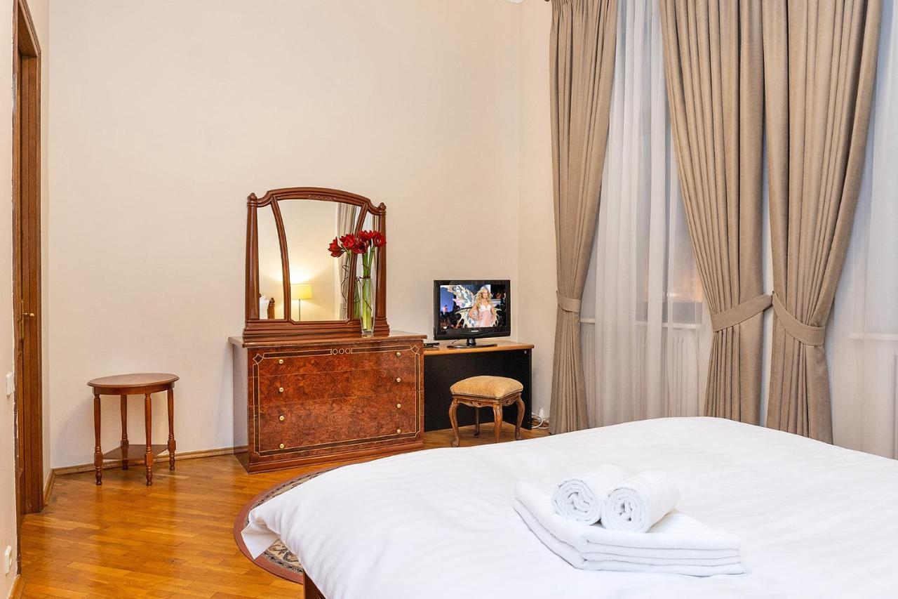 Apartament 24