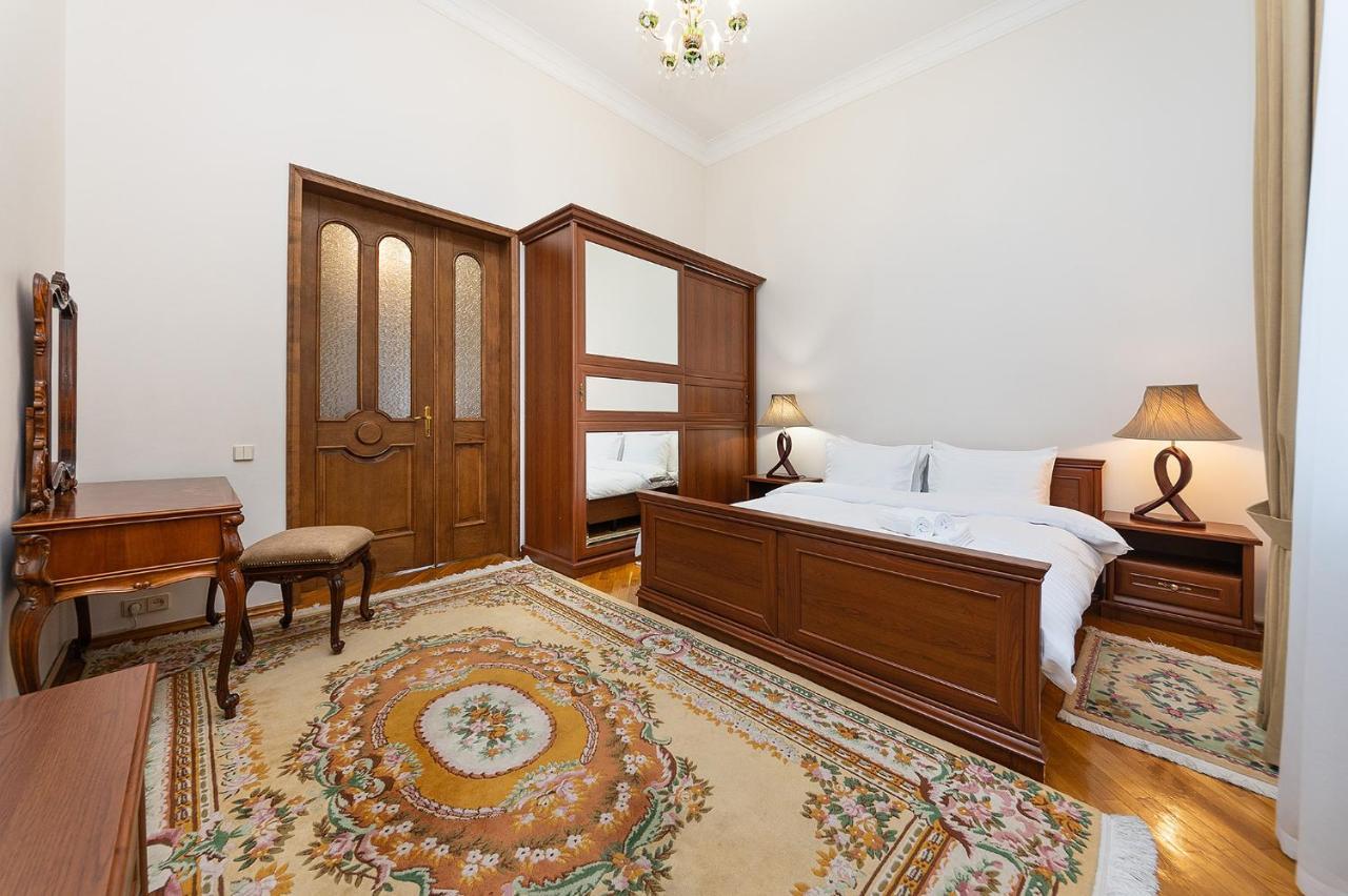 Apartament 24
