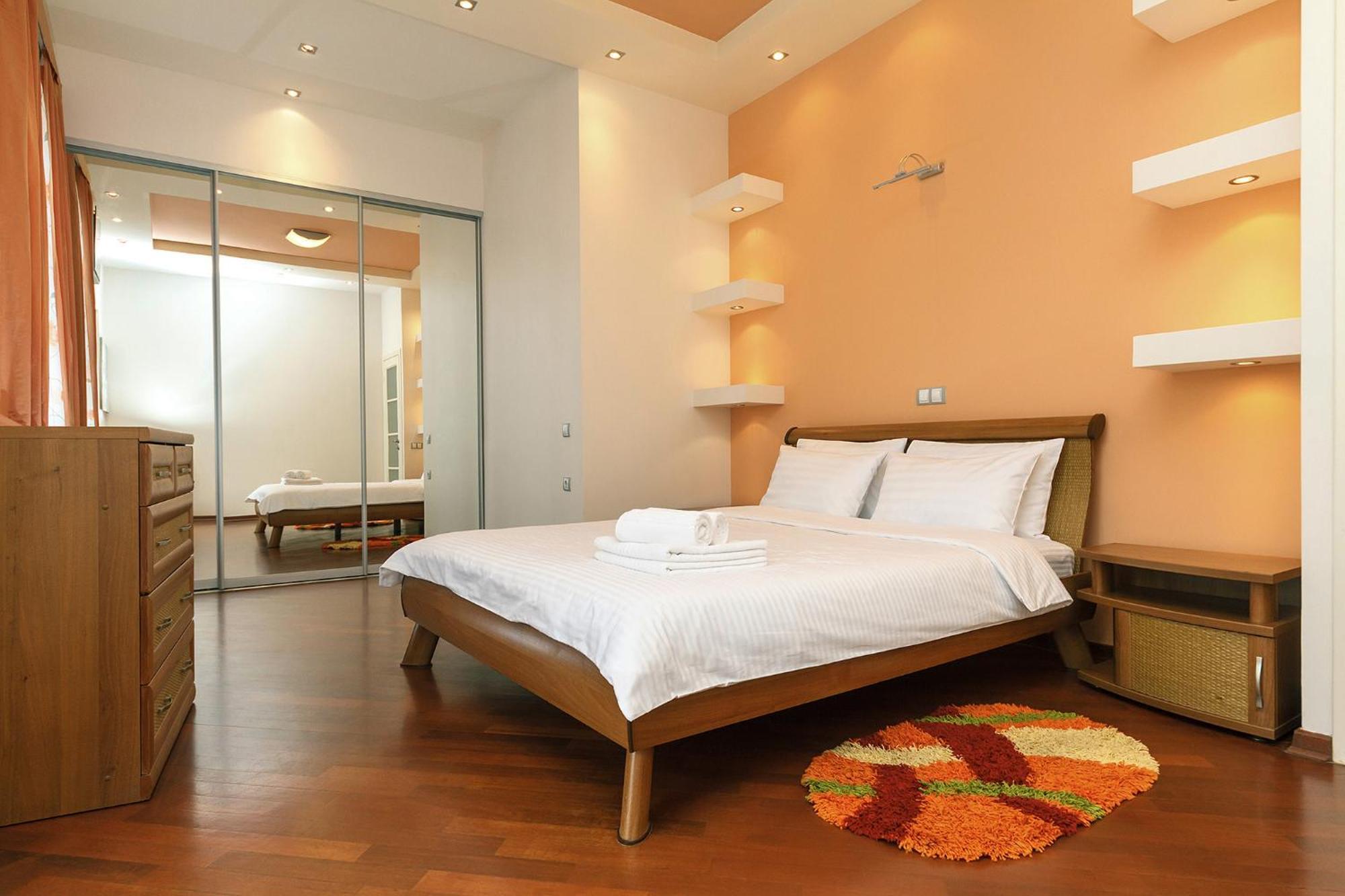 Apartament 24 *